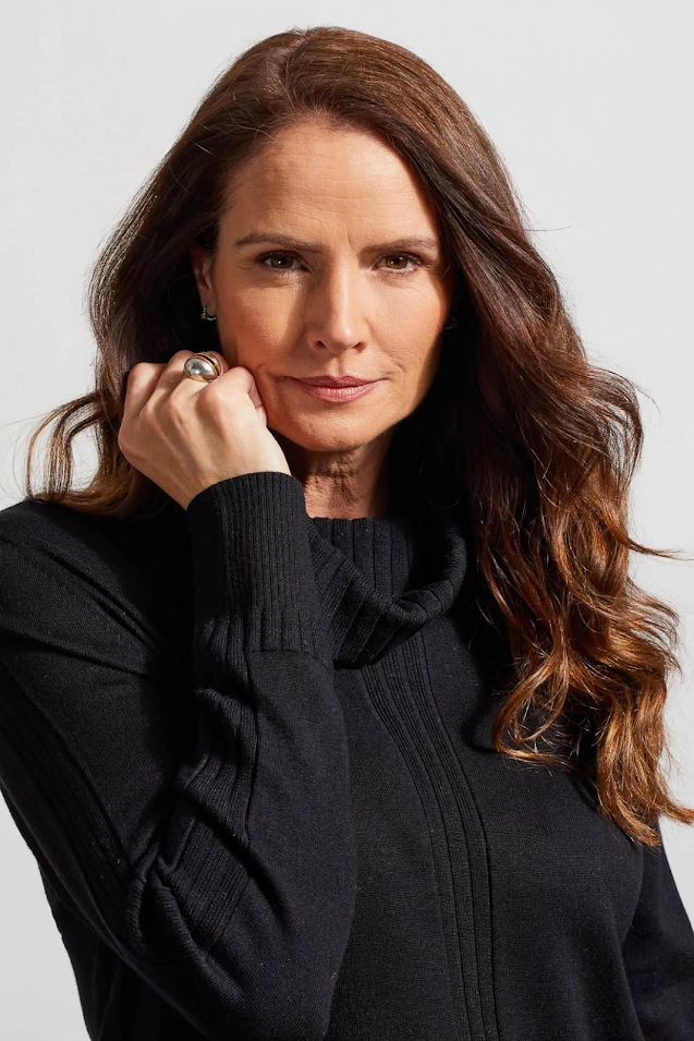 Soft And Cozy Sweater - Black