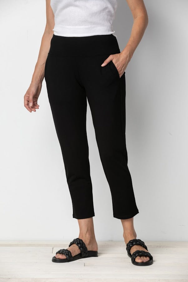 Core Travel Straight Pant - Black