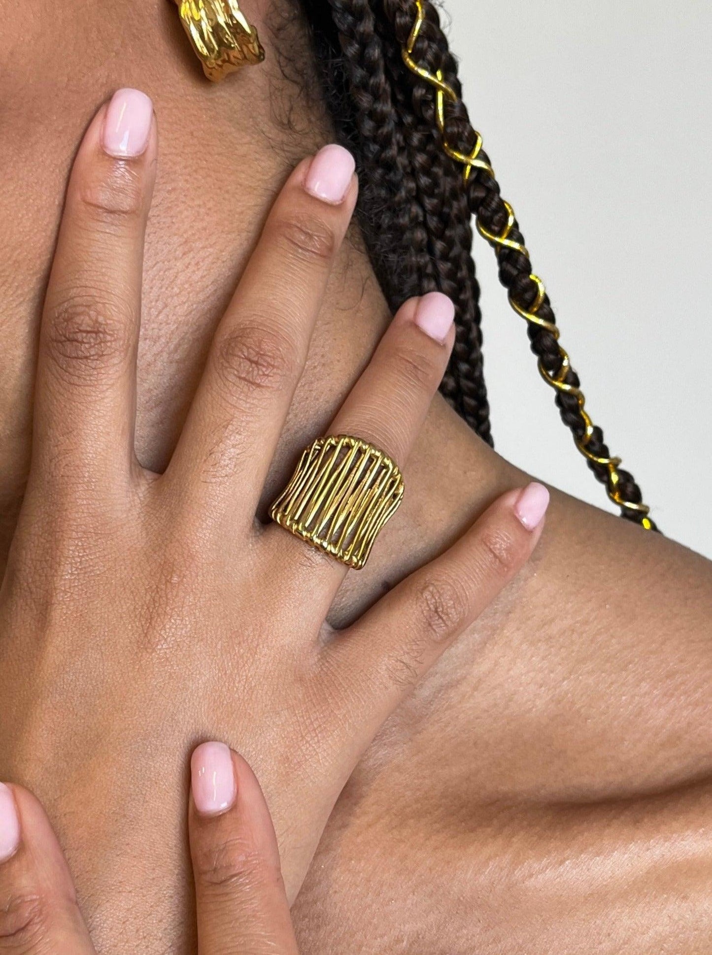 Nizhoni Ring - Gold