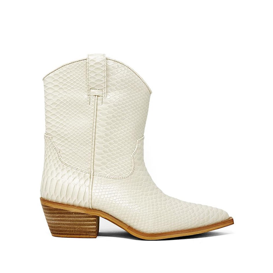 Zou Boot - Bone