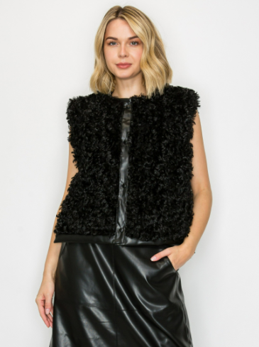 The Jacquelina Fur Vest - Black