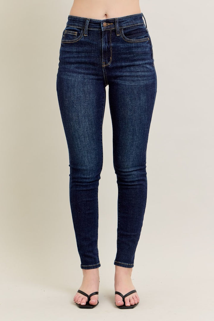Core MR Skinny Jeans -  Med. Denim