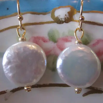 White Freshwater Coin Pearl Earring - Gold