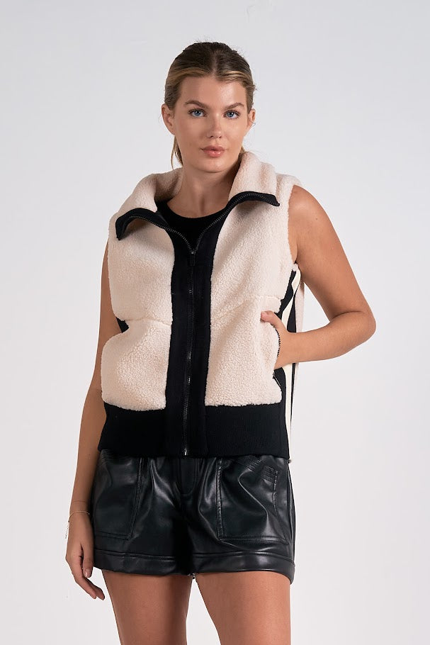 Sherpa Me Vest - Off White