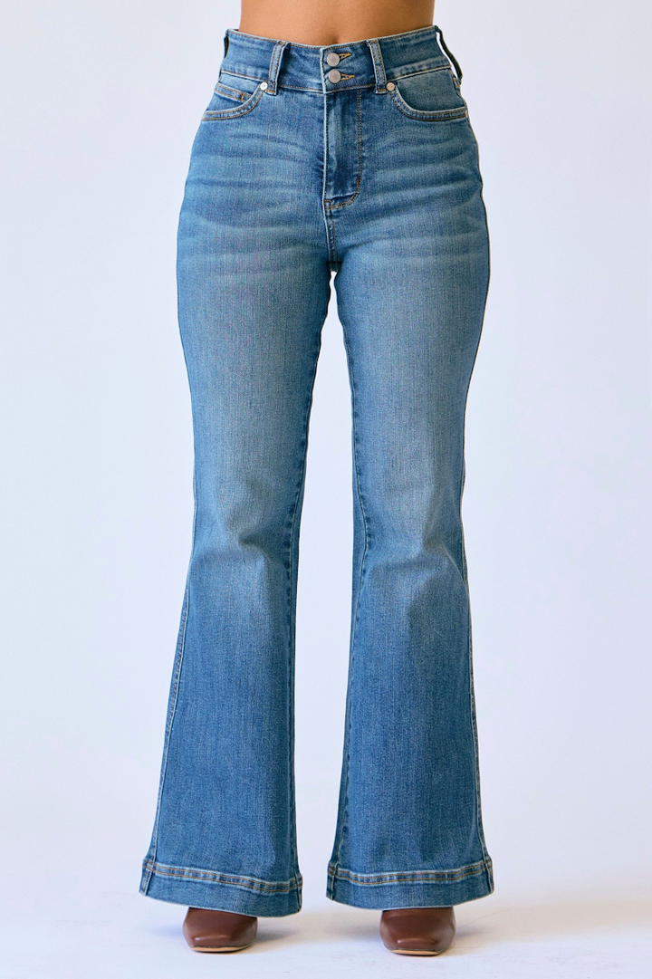 PETITE: Judy Blue HW Flare Jean - Medium Wash