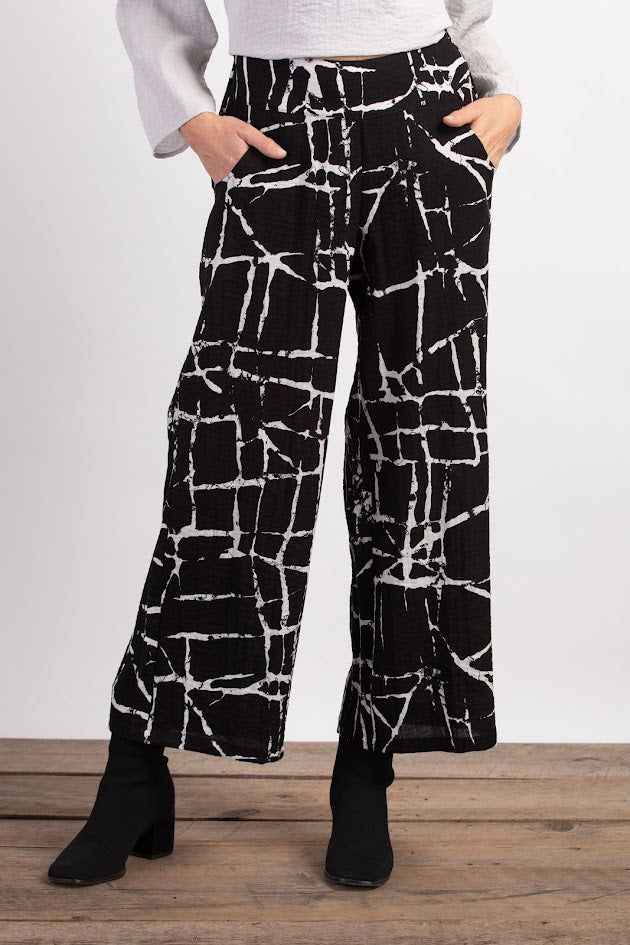 Abstract Travel Pant - Black