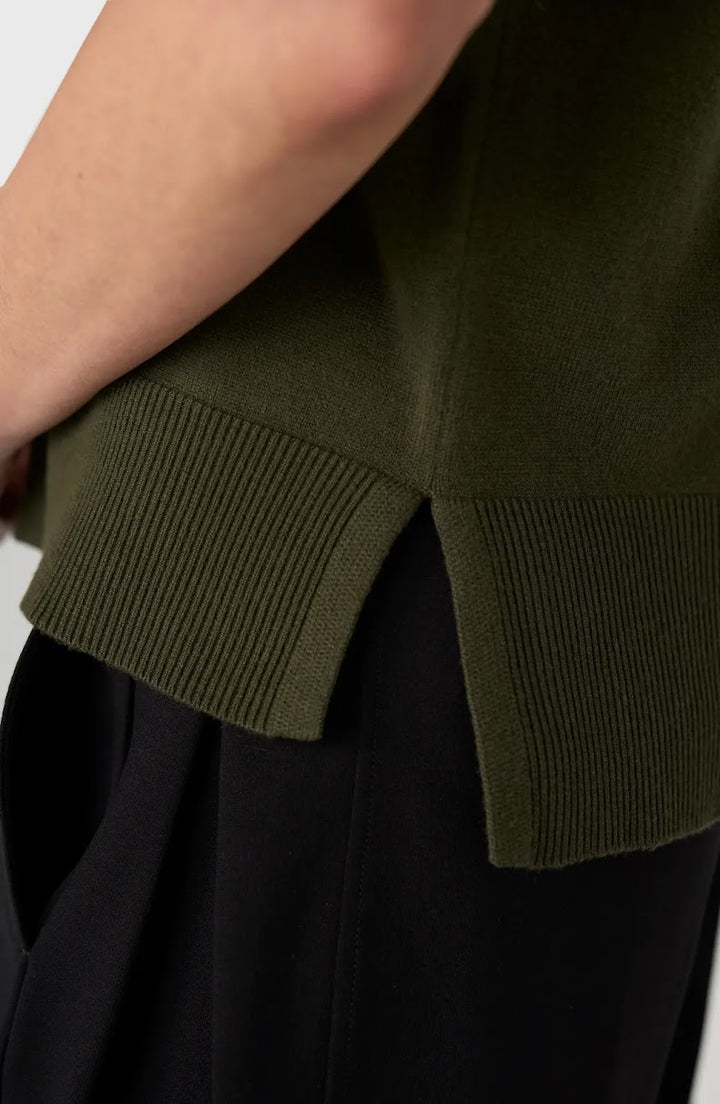 Veruca V Neck Sweater - Hunter Green