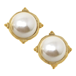 Cotton Pearl Earring