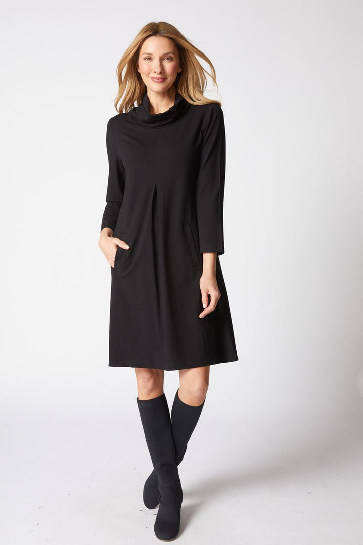 Core Travel Dress - Black