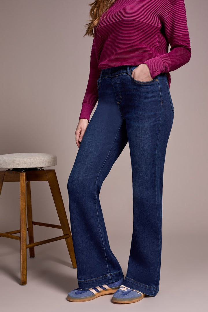 Audrey Flare Jeans -Dark Denim